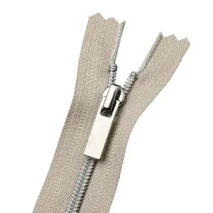 High Quality 3# Nylon Zipper Chain Fast Delivery Silver Teeth Wholesale for Bags - Image 4