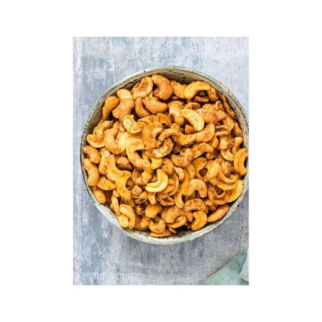cashew nuts for snacks and food preparation high quality nuts with rich flavor and nutritional benefits for daily usecashew nuts for snacks and food preparation high quality nuts with rich flavor and nutritional benefits for daily use - Image 3