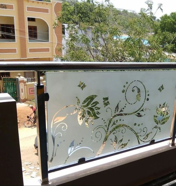 Silver S.s Balcony Front Railing, For Home Brand ak Design Bar Color Silver Height 3 Feet Usage/Application Home Country of Origin Made in - Image 4