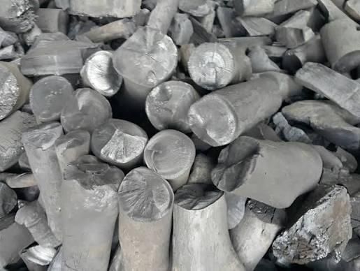 Imported Mangrove Wood Charcoal in Bulk Stick and Round Patterns Black BBQ Briquettes Always Available - Image 3