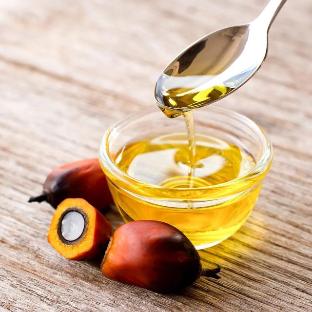 Red Palm Oil / Refined Palm Oil / Palm Kernel Oil For Sale Palm Oil Factory Supply Food Grade Palm Cooking - Image 1