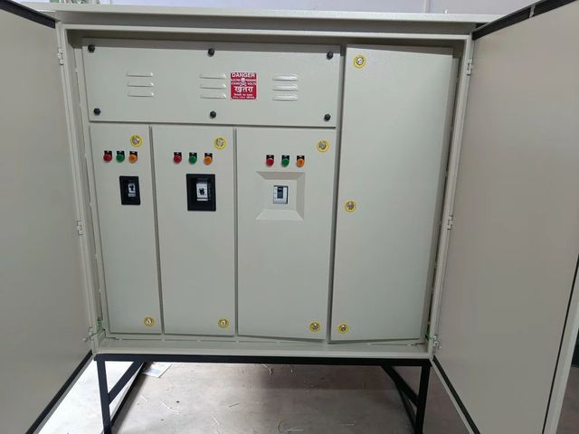 Three Phase Power Control Center Panels Power Distribution Box - Image 1