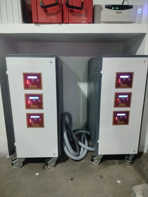 Three Phase Voltage Stabilizer Material Iron Brand Logitech Type Automatic Capacity 20 KVA Display Type LCD Phase Three - Image 5