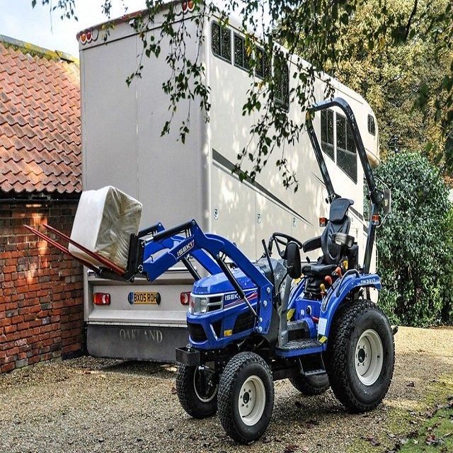 50HP 4WD Farm Tractor Diesel Compact Utility Agricultural Tractor with Front Loader for Sale - Image 1