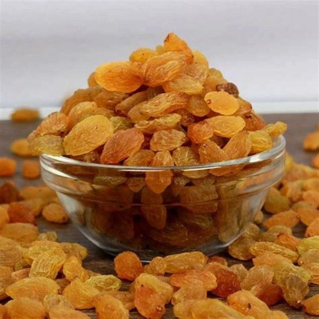 Premium Vietnam Origin Sun-Dried Grape Raisin Soft Chewy Texture for Wholesale Distribution Cereal Toppings Blends and S - Image 1