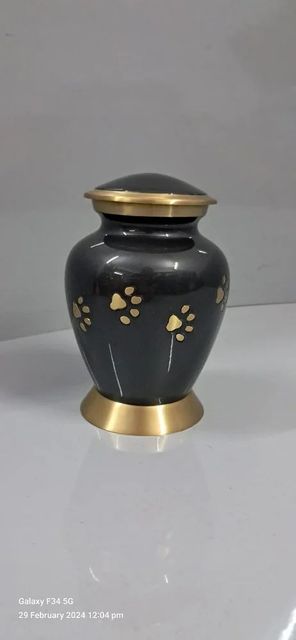 DOV KEEPSAKES PET BRASS CREMATION URNS FOR ASHES. - Image 2