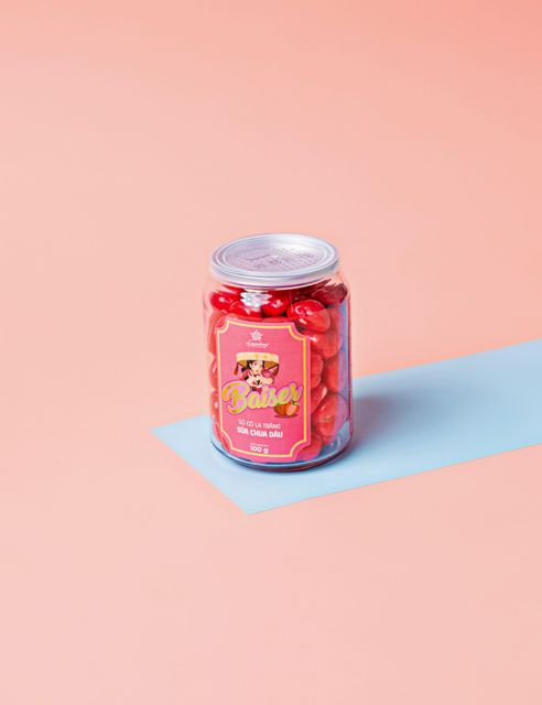 BAISER Collection Sugar Free White Chocolate Strawberry Yogurt Premium Quality 100gr Made Vietnam for Wholesale - Image 3