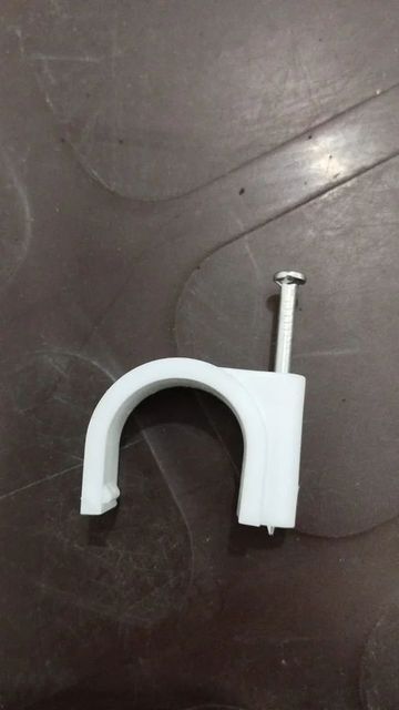 20mm Circle Cable Clip Size 20 mm Color White Diameter 20mm Clip Material Plastic Shape C Shape, Circular Material Plastic Or - Image 3