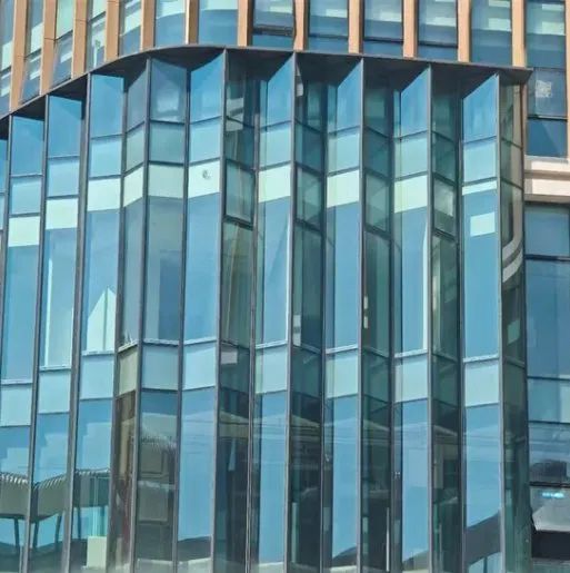 Custom Design Building Facade with Tempered Glass Curtain Wall - Image 2