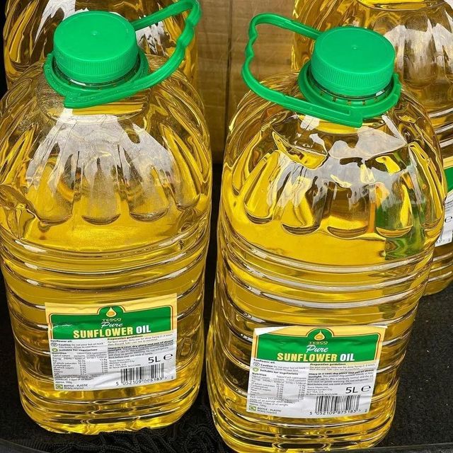 Top Grade 100% Refined Sunflower Oil Drums Plastic Bottles 1L/3L/4L/5L/25L Packing Available 2 Year Shelf Life - Image 4