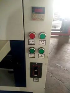 King -Size UV Coating Machine - Image 4