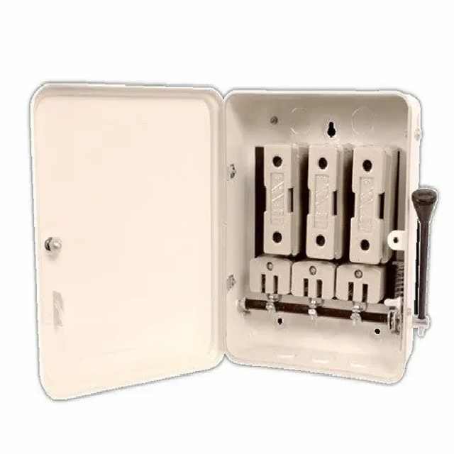 Mild Steel Switch Fuse Unit, For Motor, 3 Pole Voltage 440 V IP Rating IP68 Phase Three Phase Material Mild Steel Number of Poles 3 - Image 3