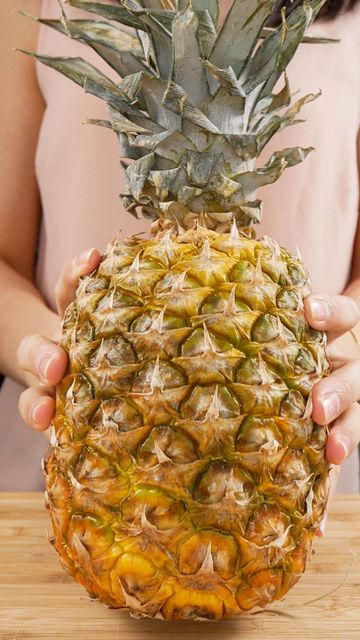 Delicious and Fresh Pineapple from a Premium Exporter Fresh Yellow Pineapple Tropical Wholesales - Image 4