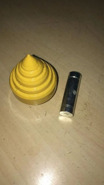 Iron Plumb Bobs With Rope, For Contruction Use, Packaging Type: 6 Pic In On Box Small Size - Image 1