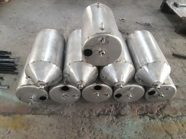 Stainless Steel Pressure Vessels Durability Durable Capacity Upto 10000 L Storage Material Liquids Material Stainless - Image 2