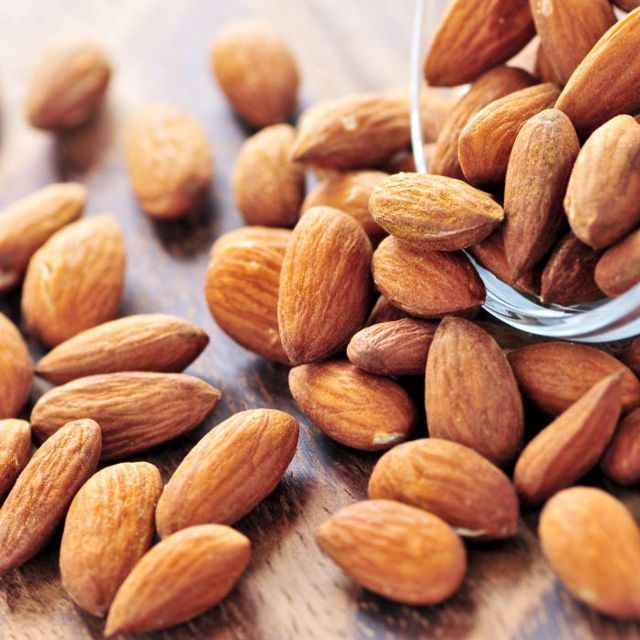 High Quality California Almonds Raw Roasted or Blanched Bulk Supply for Wholesale Export and Retail Use - Image 3