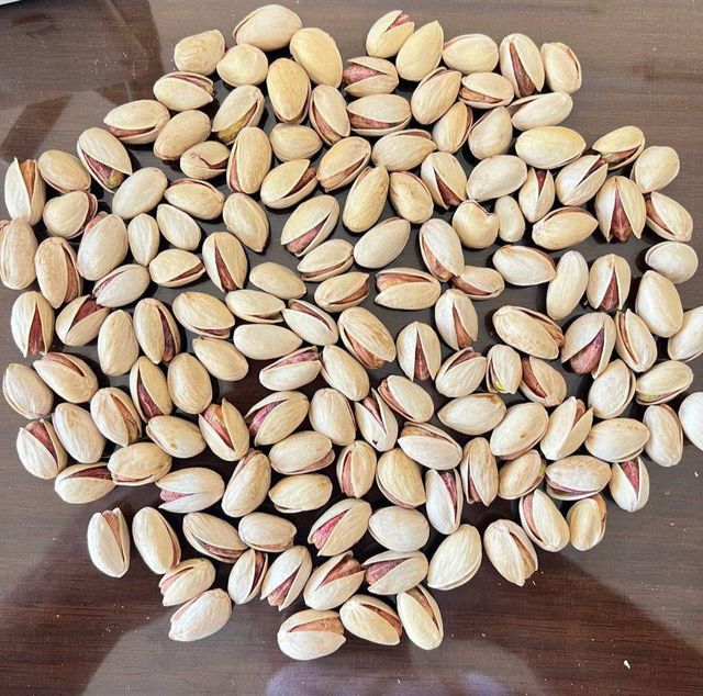 Premium Iranian Pistachios - Image 1