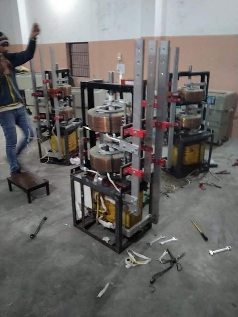 MLT Three Phase Variac Type Servo Stabilizer, Current Capacity: 480, 300 - Image 5