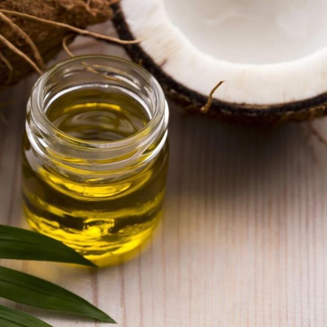 Pure Natural Coconut Oil Large Volume Wholesale Virgin and RBD Refined Coconut Oil for Food Processing Cosmetics and Private Label - Image 2
