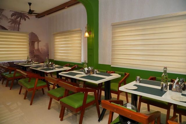 Restaurant Interior Design Service Interior Theme Theme-based Interiors Dining Style Fine Dining, Contemporary Bistros, Rustic Cafés, Modern Fusion - Image 1
