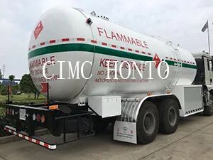 Mini Transport Tank Filling Truck - Image 3
