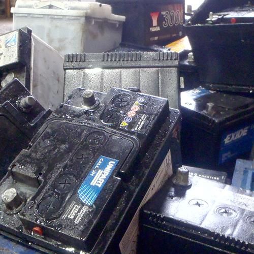 High Quality Lead Battery Scrap Suitable for Smelting and Recycling Plants - Image 3
