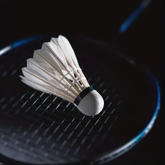 Hot Selling Goose Feather Durable Badminton Shuttlecock OEM Accept Trademark BZ Model NO. BZ01 Speed 75,76,77,78 Type - Image 4