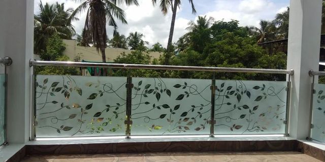 Silver Balcony Ss Staircase Railing, For Residential Color Silver Design Panel Glass Type None Material Ss 304 Position - Image 6