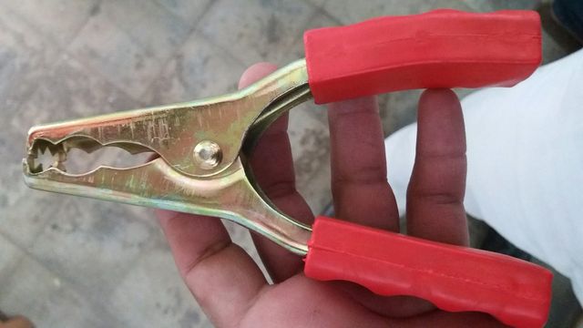 Crocodile Clip Brand Any ISI Connector Gender MS Mounting Type FLEXIBLE Termination Method MANUAL Current Rating 50 AMP to 500 - Image 1