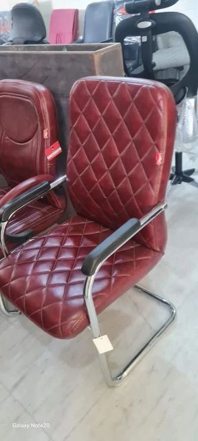 Modular Office Furniture Manufacturer Desk Size 7ft X 3ft Director Chair Count 1 Pc Visitor Chair Count 3 Pcs Sofa Seater Count 3 - Image 5