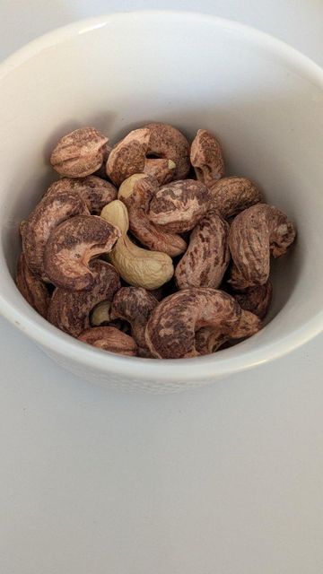 Cashew Kernels Premium Quality of grade W180 - Image 3