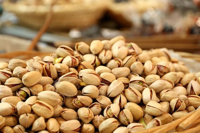 Wholesale price RAW pistachio nuts Fiber 6.1 G Fats 48.5 G Iron 6.7 Mg Zinc 1.3 Mg Style Dried Sodium 6.0 Mg Copper 0.81 Mg - Image 3