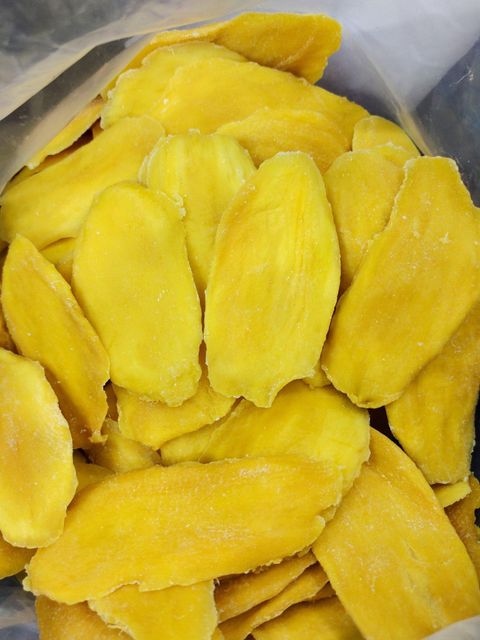 HIGH QUALITY Sustainable Soft Dried Mango Chewy Tropical Fruit High Fiber Energy Snack Wholesale For Export - Image 5