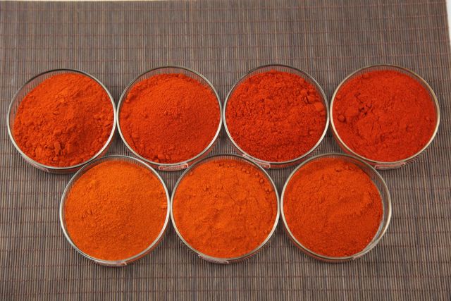 PAPRIKA POWDER Mesh Size 60-70 Mesh Moisture Content Less Than 10% Packaging 25kg In Kraft Paper Bag Or 5kg In Kraft Paper - Image 1
