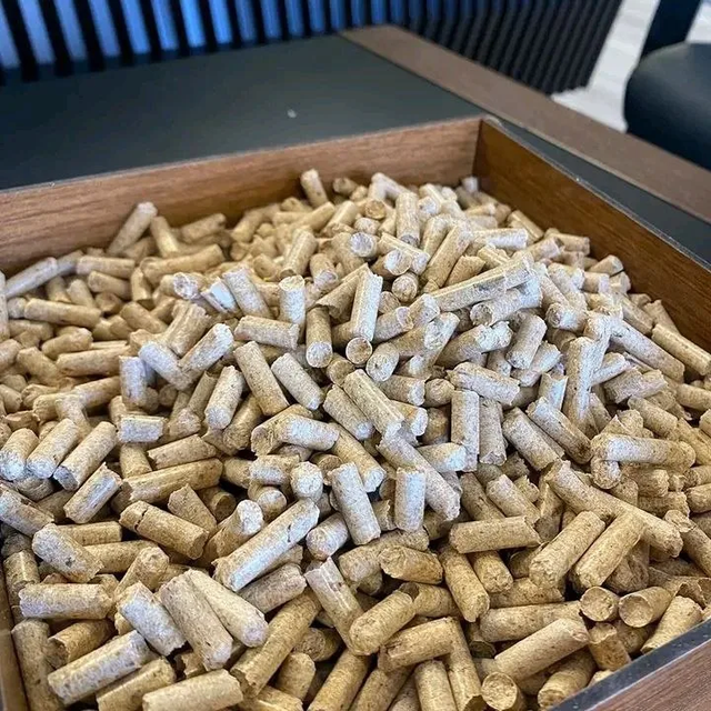 Premium 6mm Wood Pellets Briquette (Chip Stick Pattern) – High-Efficiency Biomass Fuel for Industrial and Commercial Applications. Low Moisture, Low Ash Content, High Calorific Value, Consistent Quality, and Reliable Bulk Supply. Factory Direct Pricing, OEM Packaging, and Worldwide Export Available. - Image 4