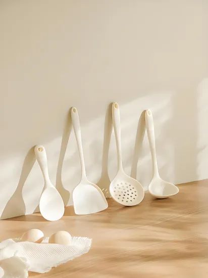Premium High-Temperature Silicone Cooking Utensils Set for Chefs - Image 3