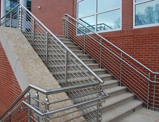 Ss Pipe Railing, SS204 Design customised Position customised Material Grade SS204 Mounting Type customised Corrosion Resistance - Image 3