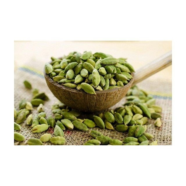 fresh organic green elaichi cardamom pods natural spice for tea desserts sweets baking cooking and wellness drinks with high essential oil content strong fragrance long shelf life and hygienic processing - Image 4