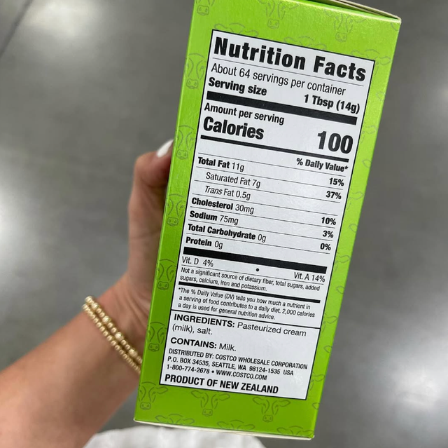 BEST KIRKLAND 95% GRASS-FED BUTTER 2LB SALTED BUTTER ON Color Rich Golden Color Total Pack Size 32oz (907g) Features 95% Grass Fed Butter - Image 3