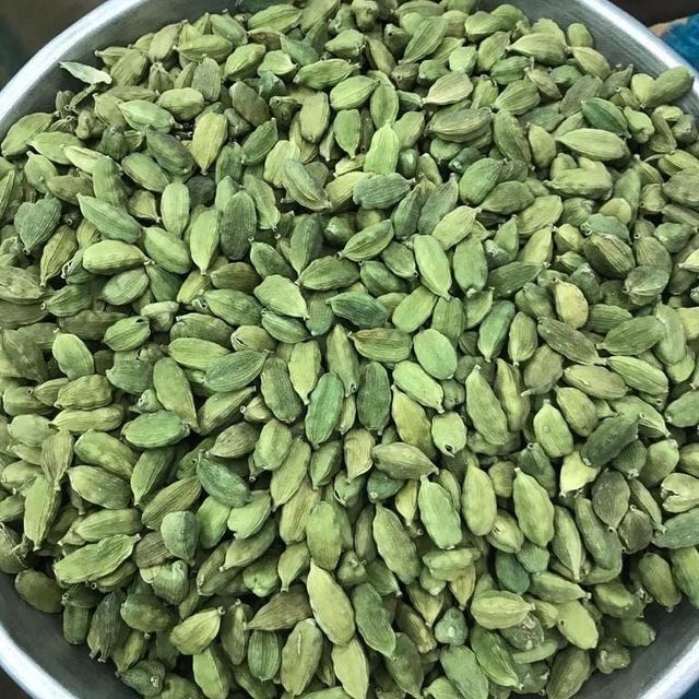 Green Cardamom 7-8 mm Delivery Form Bag Freshness Level Dried, Fresh - Image 1