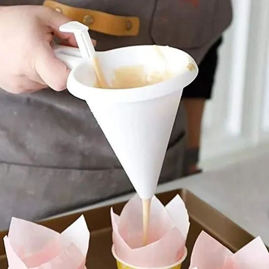 Kitchen Tools Plastic Batter Funnel in Kitchen Baking Tools - Image 3