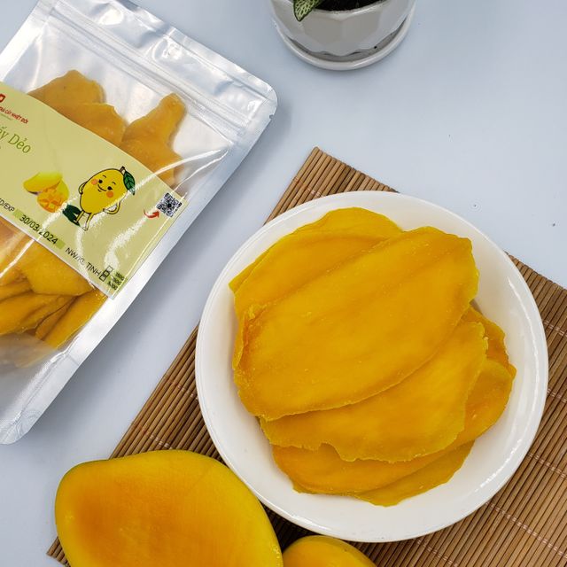 Vietnam's Dried Mango Sensation: Finest Dried Mango for Export to Korea packing 100G per designed bag - Image 3