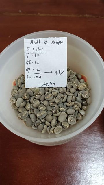 Arabica coffee beans  Material Baku Specification Kopi Processing Type Kopi Arabika green Bean froses semi - Image 1