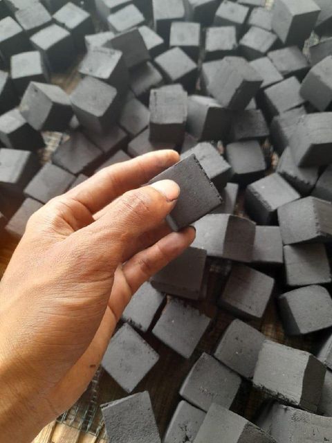 Coconut Charcoal briquettes – product photo 2, product detail gallery