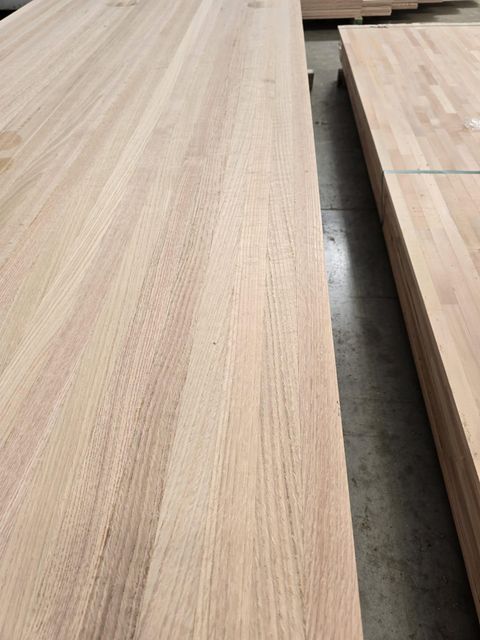 Oak Solid Wood Panel Quality - Image 1