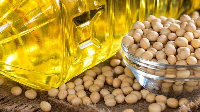 Soybean Oil suppliers Grade 100% organic Type Refined and crude soybean oil Packaging Pet Bottles and flexi - Image 1