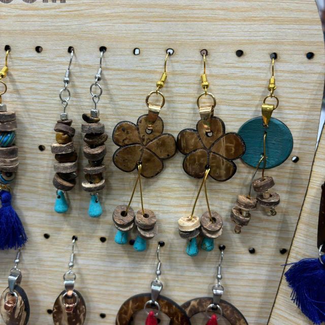 COCONUT JEWELRY Shape customized Brand Name coco-eco Material coconut - Image 1