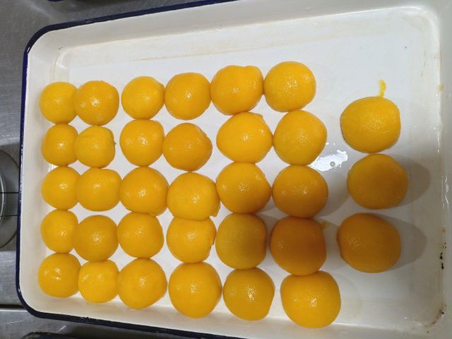 Canned Yellow Peach Halves with High Quality - Image 3